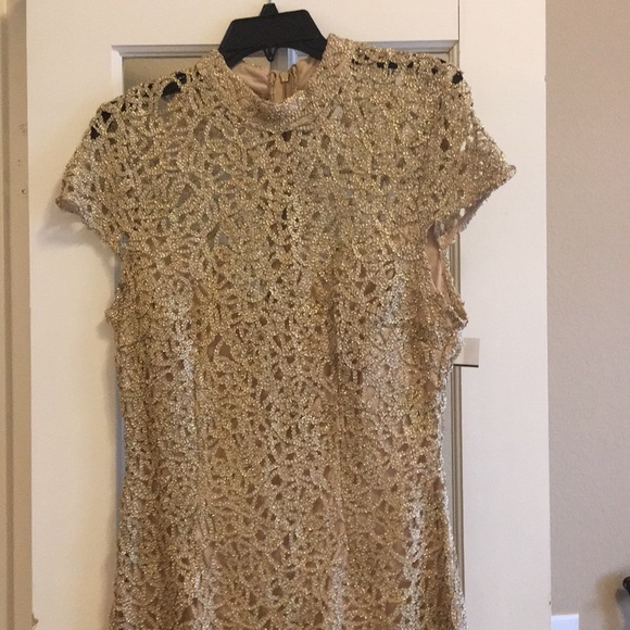 Dress - Picture 3 of 5